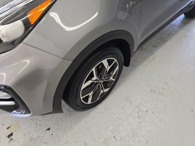 Pre-Owned 2021 Kia Sportage EX - photo - 8