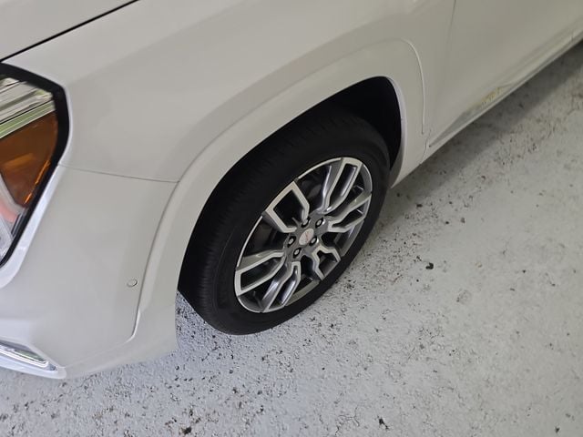 Pre-Owned 2023 GMC Terrain Denali - photo - 8
