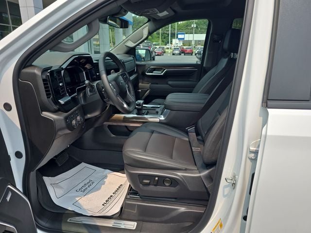 New 2026 Chevrolet Silverado 1500 RST - photo - 13