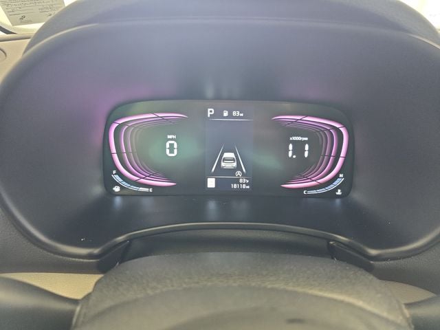 Pre-Owned 2024 Kia Soul LX - photo - 16