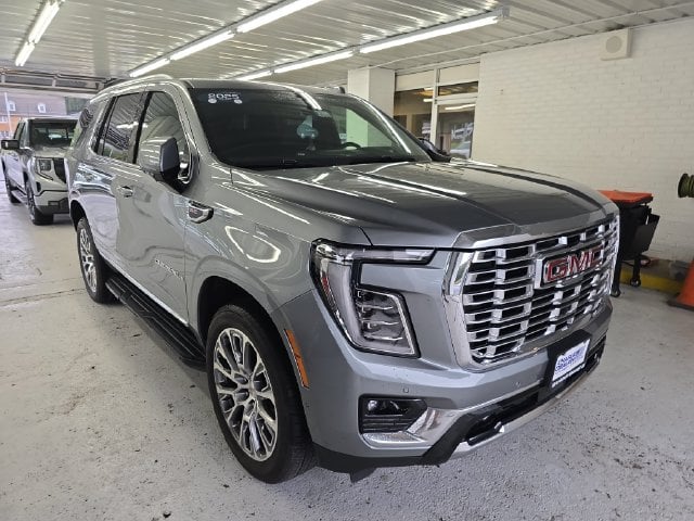 Pre-Owned 2025 GMC Yukon Denali - photo - 6