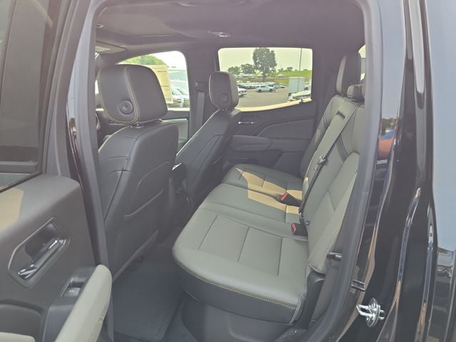 New 2026 Chevrolet Colorado ZR2 - photo - 9