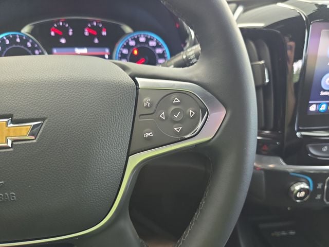 Pre-Owned 2023 Chevrolet Traverse LT - photo - 19