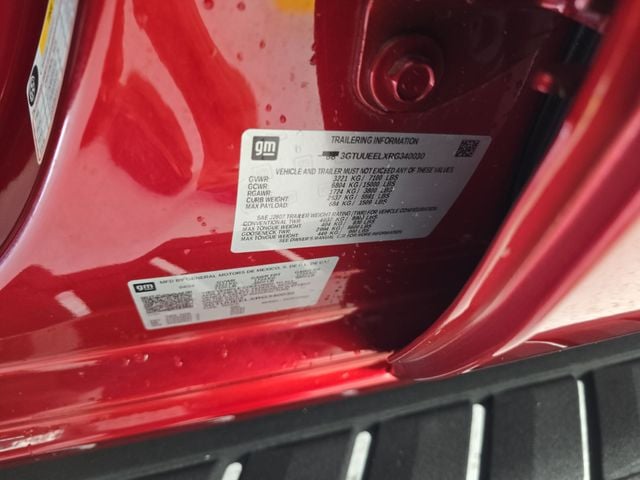 Pre-Owned 2024 GMC Sierra 1500 AT4 - photo - 13