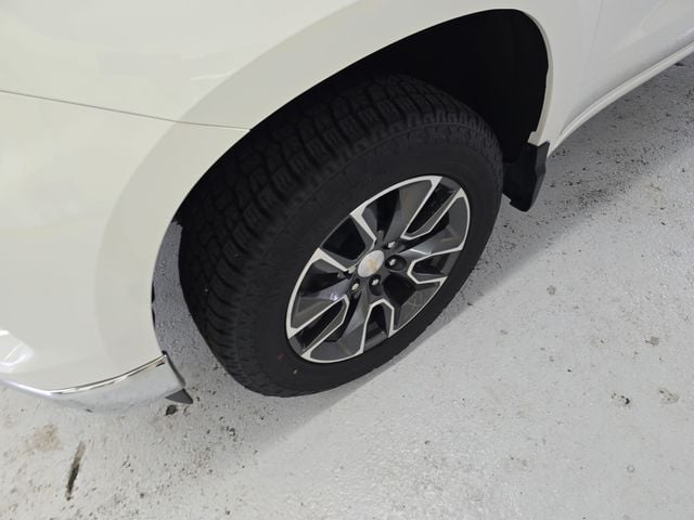 Pre-Owned 2024 Chevrolet Silverado 1500 LT - photo - 8