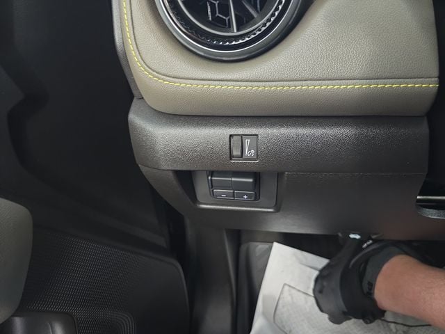 Pre-Owned 2024 Chevrolet Colorado ZR2 - photo - 19
