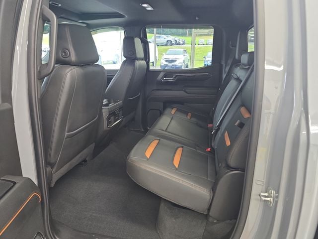 Pre-Owned 2024 GMC Sierra 1500 AT4 - photo - 9