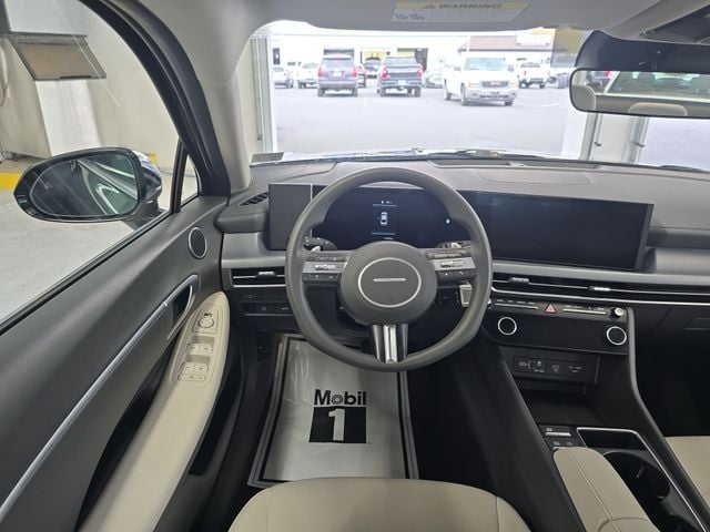 Pre-Owned 2025 Hyundai Sonata SEL - photo - 11