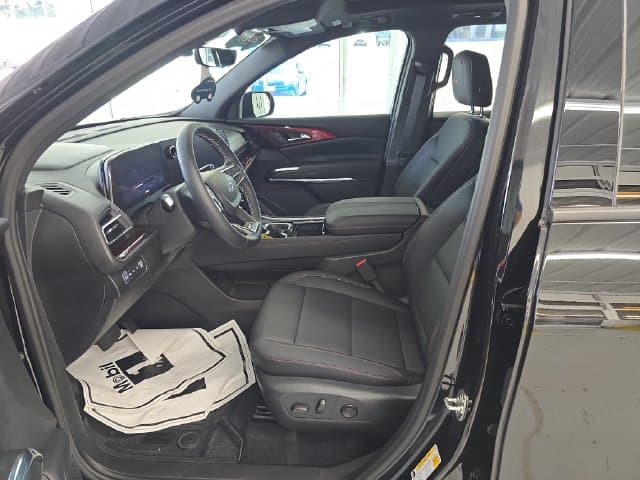 Pre-Owned 2026 Chevrolet Traverse Z71 - photo - 13