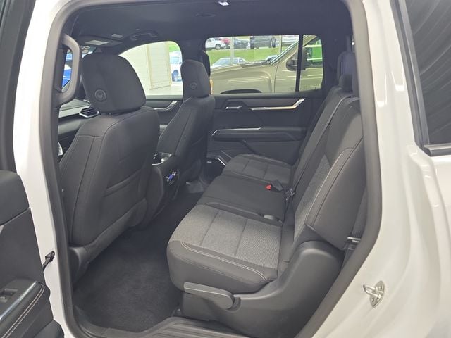 Pre-Owned 2025 GMC Acadia Elevation - photo - 9
