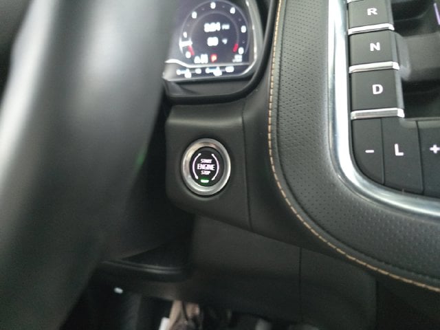 Pre-Owned 2023 GMC Yukon AT4 - photo - 23