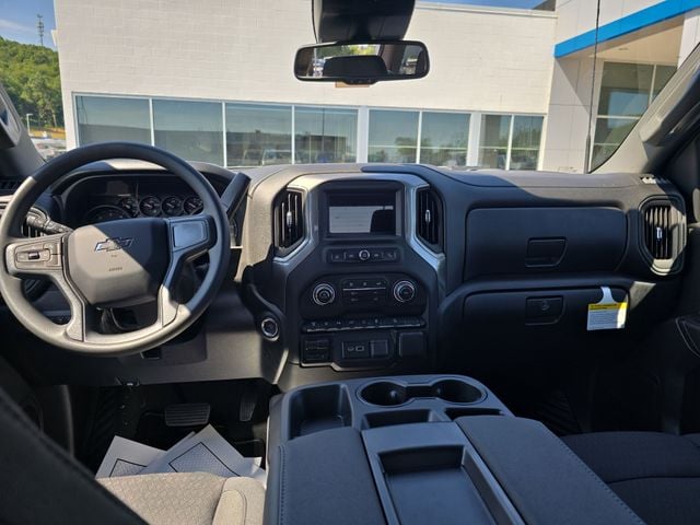 New 2026 Chevrolet Silverado 2500HD Custom - photo - 11