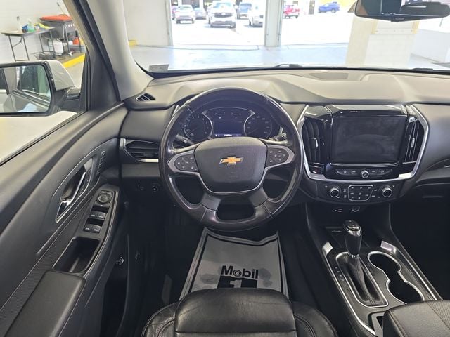 Pre-Owned 2020 Chevrolet Traverse Premier - photo - 11