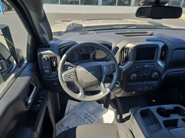 New 2026 Chevrolet Silverado 2500HD Custom - photo - 12