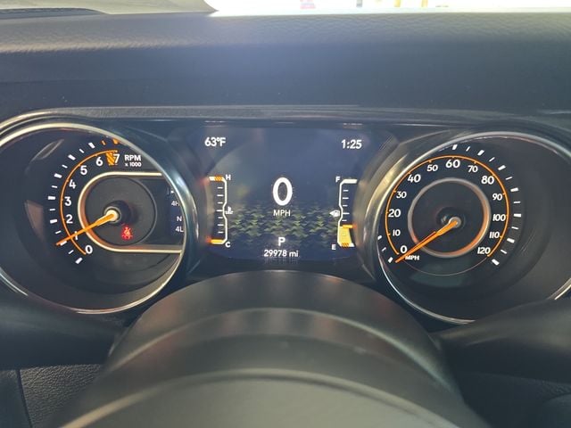 Pre-Owned 2022 Jeep Gladiator Sport - photo - 16