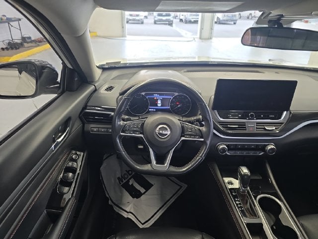 Pre-Owned 2023 Nissan Altima 2.5 SR - photo - 11