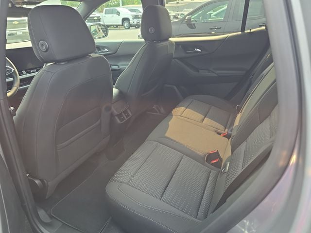 New 2027 Chevrolet Equinox LT - photo - 9