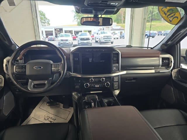 Pre-Owned 2023 Ford F-150 Lariat - photo - 10