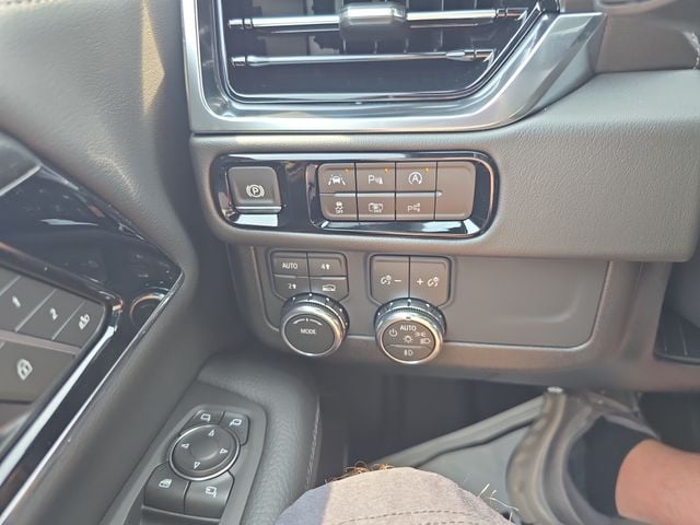 New 2026 GMC Yukon Denali - photo - 19
