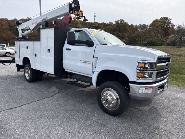 New 2024 Chevrolet Silverado 6500HD 1WT - photo - 6