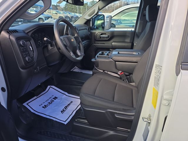 New 2025 Chevrolet Silverado 3500HD Work Truck - photo - 11