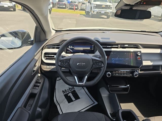 New 2027 Chevrolet Bolt EV LT - photo - 11