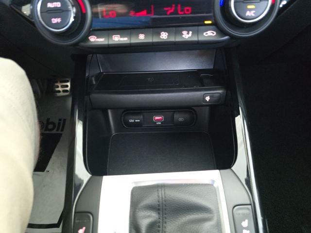 Pre-Owned 2024 Kia Forte GT-Line - photo - 21