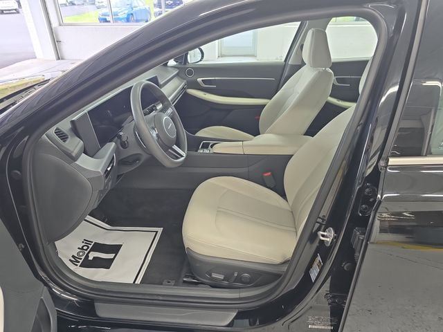 Pre-Owned 2025 Hyundai Sonata SEL - photo - 12