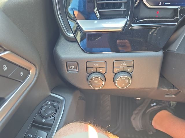 New 2026 Chevrolet Silverado 1500 LT - photo - 18