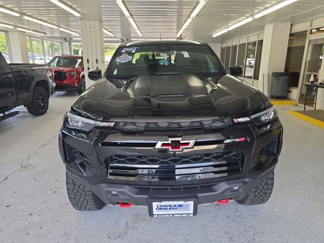 Pre-Owned 2024 Chevrolet Colorado ZR2 - photo - 7