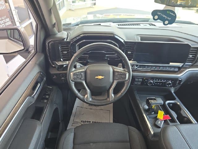 Pre-Owned 2025 Chevrolet Silverado 1500 LT - photo - 11