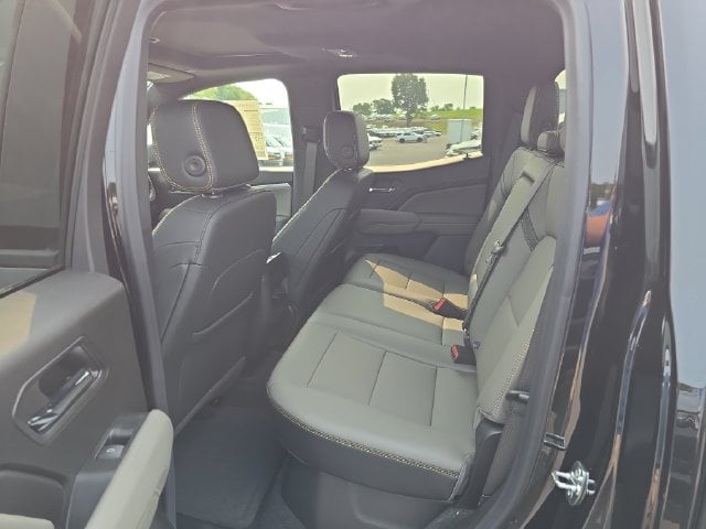 New 2026 Chevrolet Colorado ZR2 - photo - 9