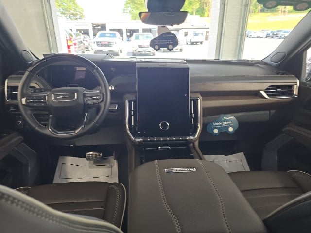 Pre-Owned 2025 GMC Yukon Denali Ultimate - photo - 10