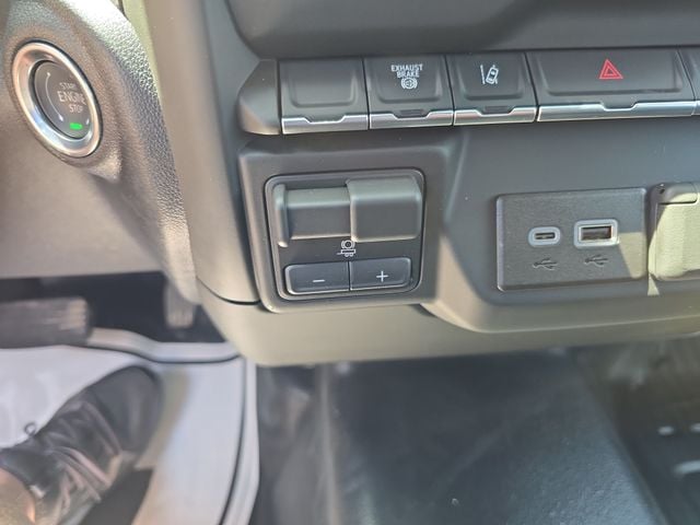New 2026 GMC Sierra 3500HD Pro - photo - 17