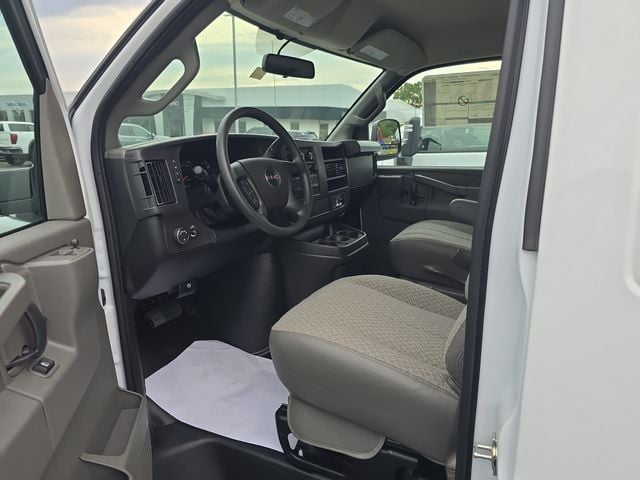 New 2026 GMC Savana 2500 Work Van - photo - 14