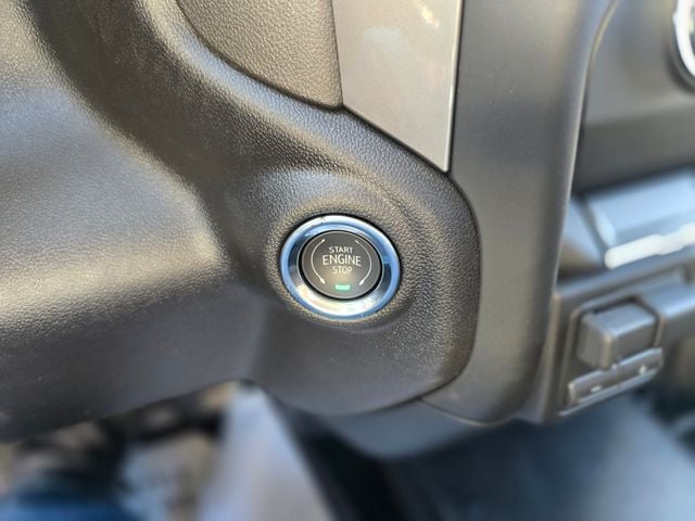 New 2026 GMC Sierra 3500HD Pro - photo - 21