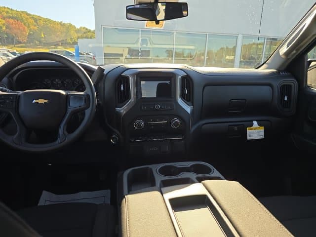 New 2026 Chevrolet Silverado 1500 Custom - photo - 10