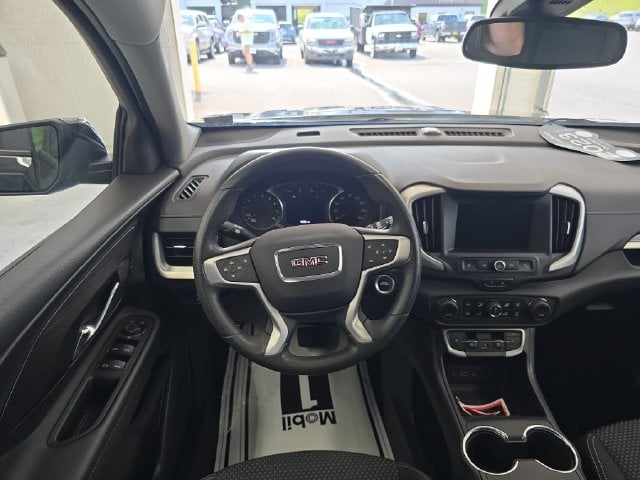 Pre-Owned 2023 GMC Terrain SLE - photo - 11