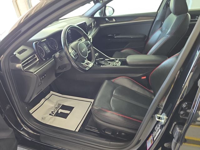 Pre-Owned 2023 Kia K5 GT - photo - 13
