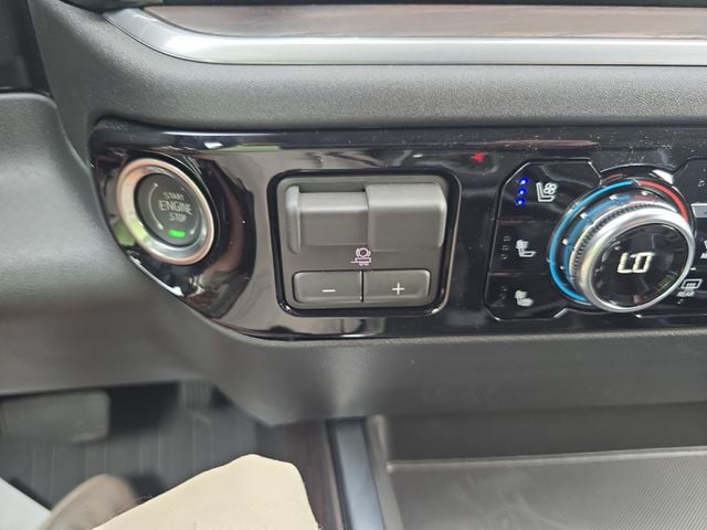 New 2026 GMC Sierra 1500 SLT - photo - 22