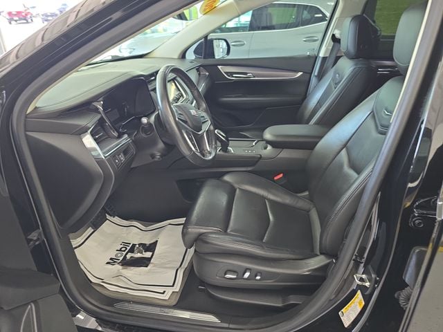 Pre-Owned 2017 Cadillac XT5 Premium Luxury - photo - 13