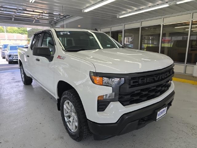 Pre-Owned 2024 Chevrolet Silverado 1500 WT - photo - 6