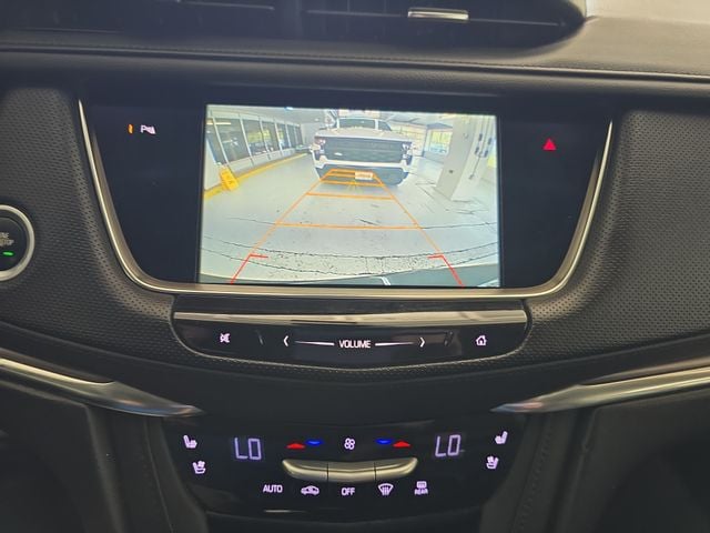 Pre-Owned 2017 Cadillac XT5 Premium Luxury - photo - 16
