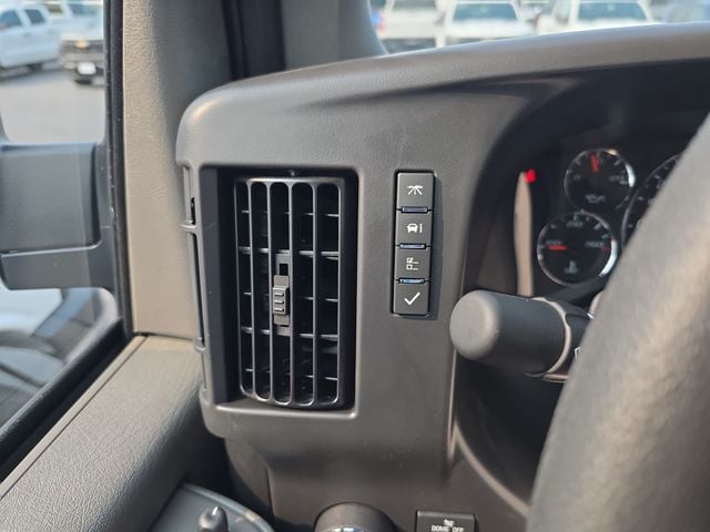 New 2026 GMC Savana 2500 Work Van - photo - 15