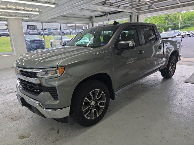 Pre-Owned 2023 Chevrolet Silverado 1500 LT - photo - 1