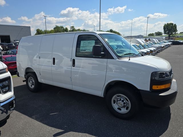 New 2026 Chevrolet Express 2500 Work Van - photo - 6