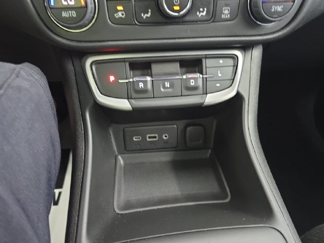 Pre-Owned 2023 GMC Terrain SLE - photo - 22