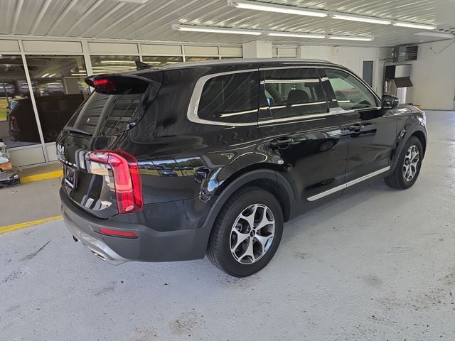 Pre-Owned 2022 Kia Telluride EX - photo - 5