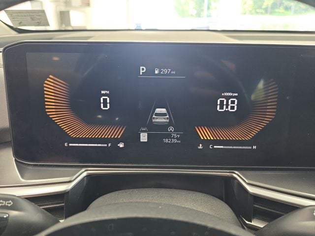 Pre-Owned 2024 Kia Sorento S - photo - 16