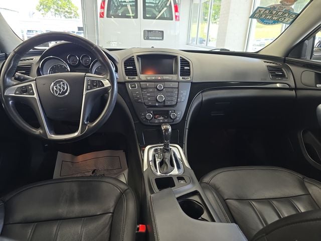 Pre-Owned 2013 Buick Regal Premium I - photo - 9